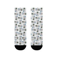 Load image into Gallery viewer, Cerule Socks - Bottles (EU)
